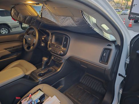 Used 2017 Chevrolet Colorado W/T w/ WT Convenience Package image 12