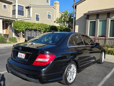 Used 2013 Mercedes-Benz C 250 C 250 Luxury Sedan 4D image 5
