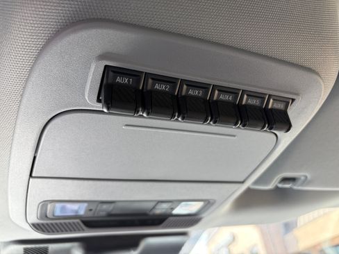 Used 2024 Ford F350 XLT w/ Camper Package image 18