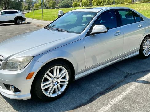 Used 2008 Mercedes-Benz C 300 Sedan image 8