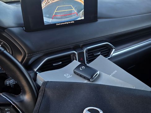 Used 2024 MAZDA CX-5 Carbon Edition image 17