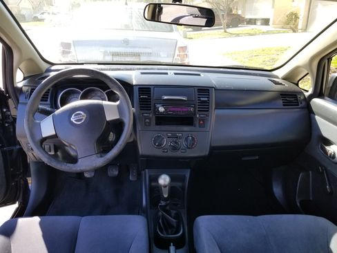 Used 2009 Nissan Versa Sedan image 11