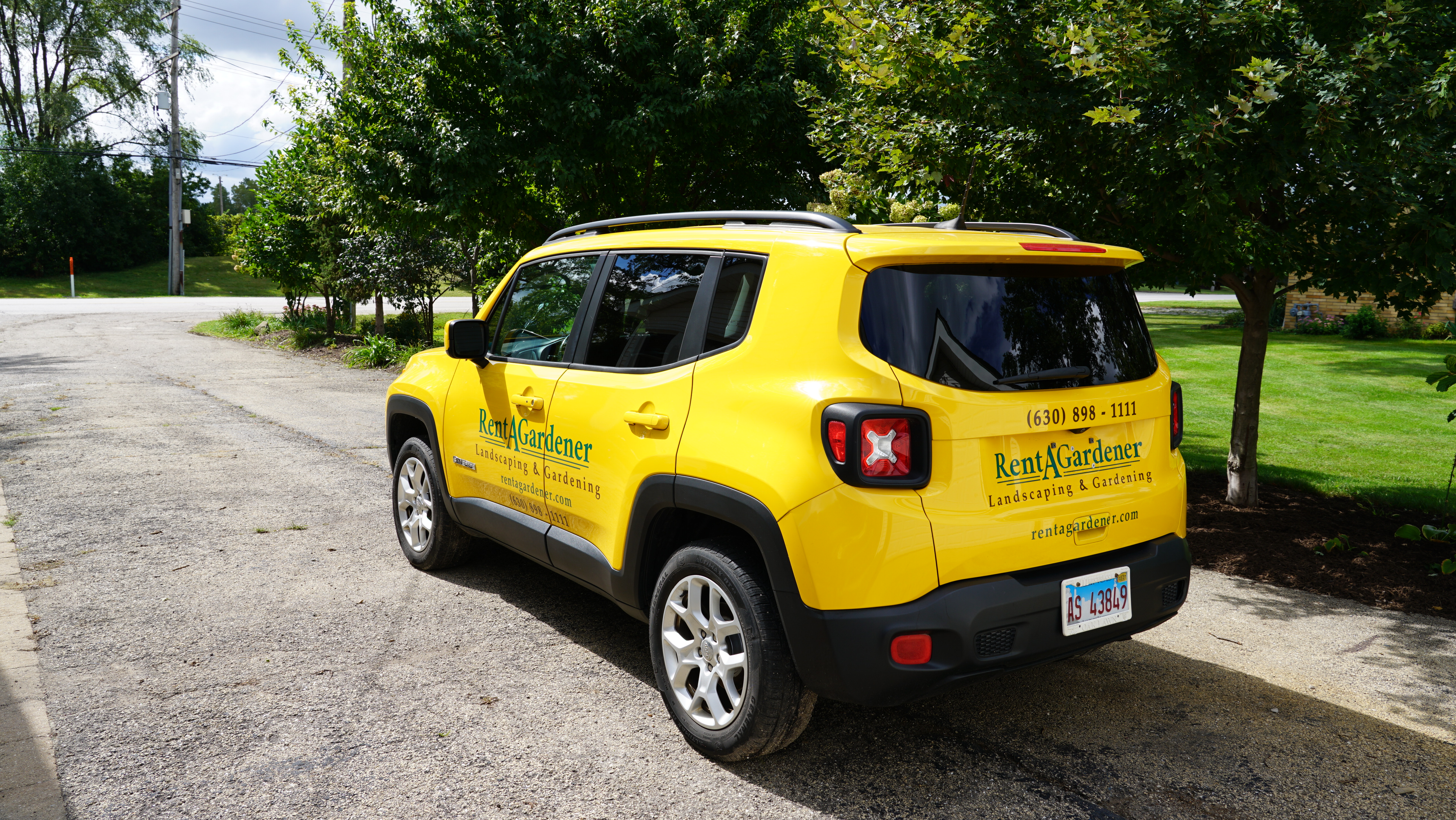 Used 2018 Jeep Renegade Latitude w/ Cold Weather Group AWD/4WD image 9