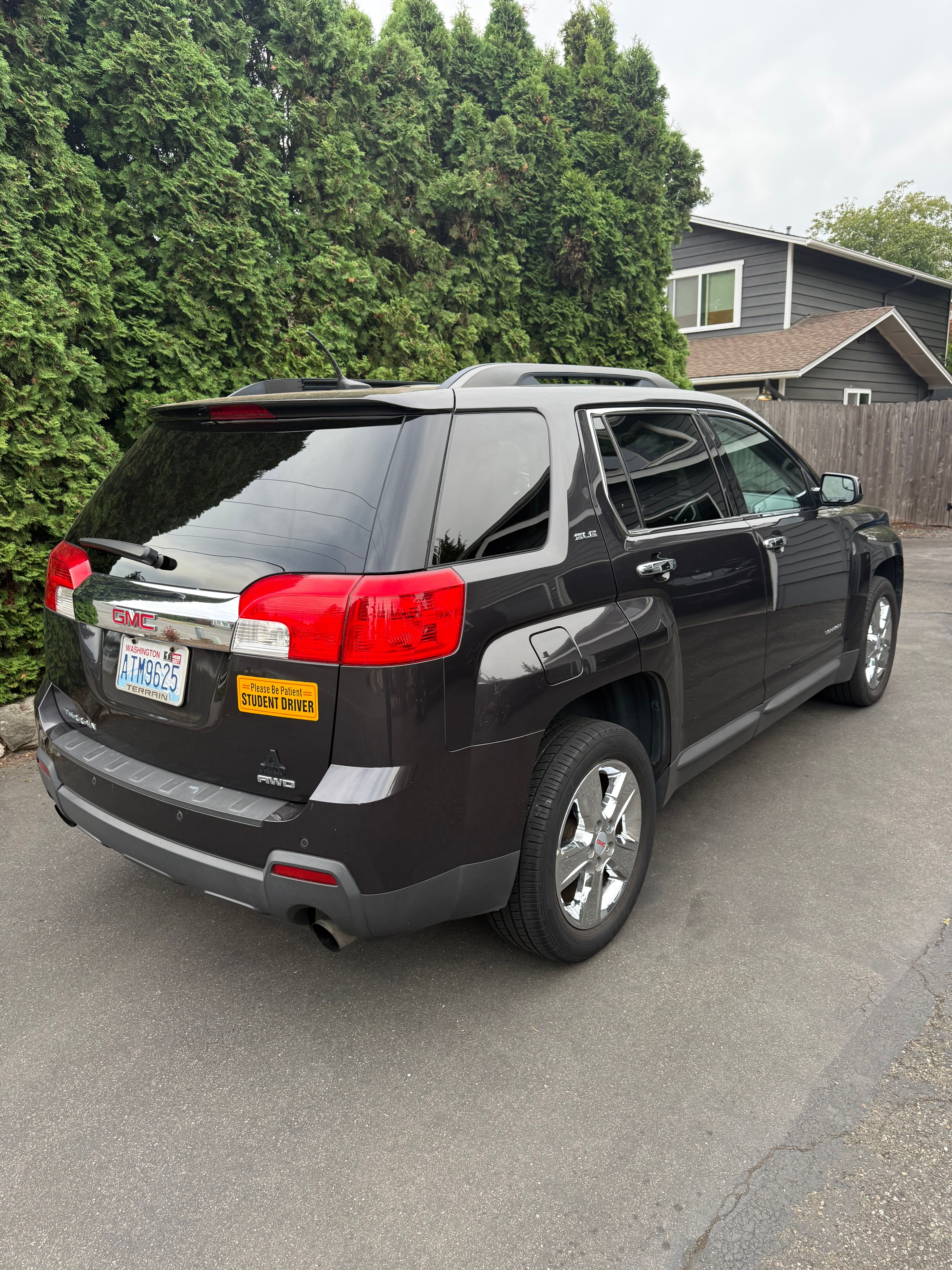 Used 2014 GMC Terrain SLE w/ Chrome Package AWD/4WD image 6