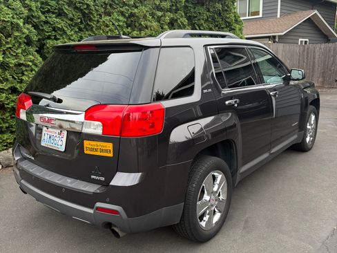 Used 2014 GMC Terrain SLE w/ Chrome Package AWD/4WD image 6