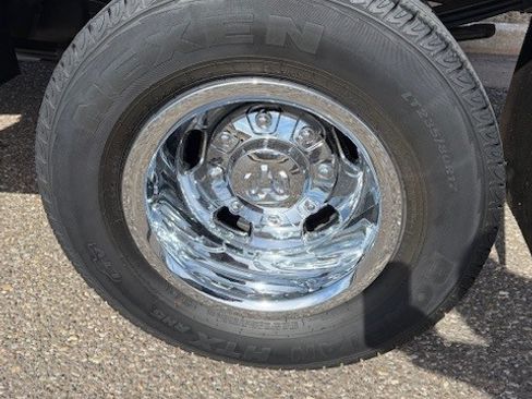 Used 2024 RAM 3500 Tradesman w/ Chrome Appearance Group image 10