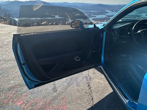 Used 2015 Dodge Challenger R/T Plus image 13