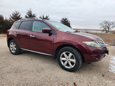 Used 2010 Nissan Murano SL w/ Leather Pkg image 2