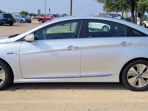 Used 2013 Hyundai Sonata Limited image 8