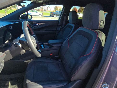 Used 2024 Chevrolet Blazer EV RS image 10