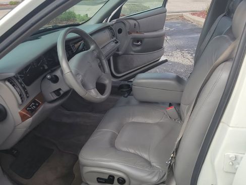 Used 2001 Buick Park Avenue Sedan 4D w/ Prestige Pkg image 5