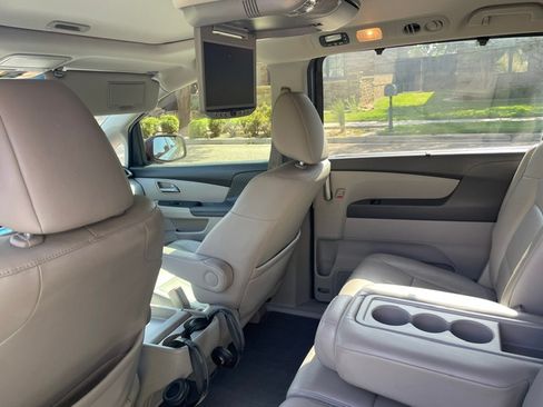 Used 2013 Honda Odyssey EX-L image 9