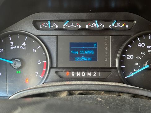 Used 2019 Ford F250 XL w/ Power Equipment Group AWD/4WD image 14
