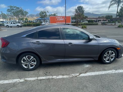 Used 2018 Honda Civic LX image 5