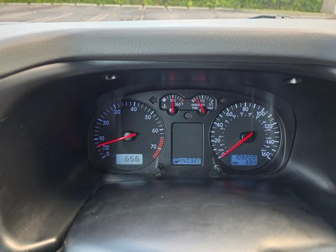 Used 2003 Volkswagen Eurovan MV image 12