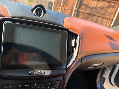 Used 2018 Maserati Ghibli S Q4 image 12