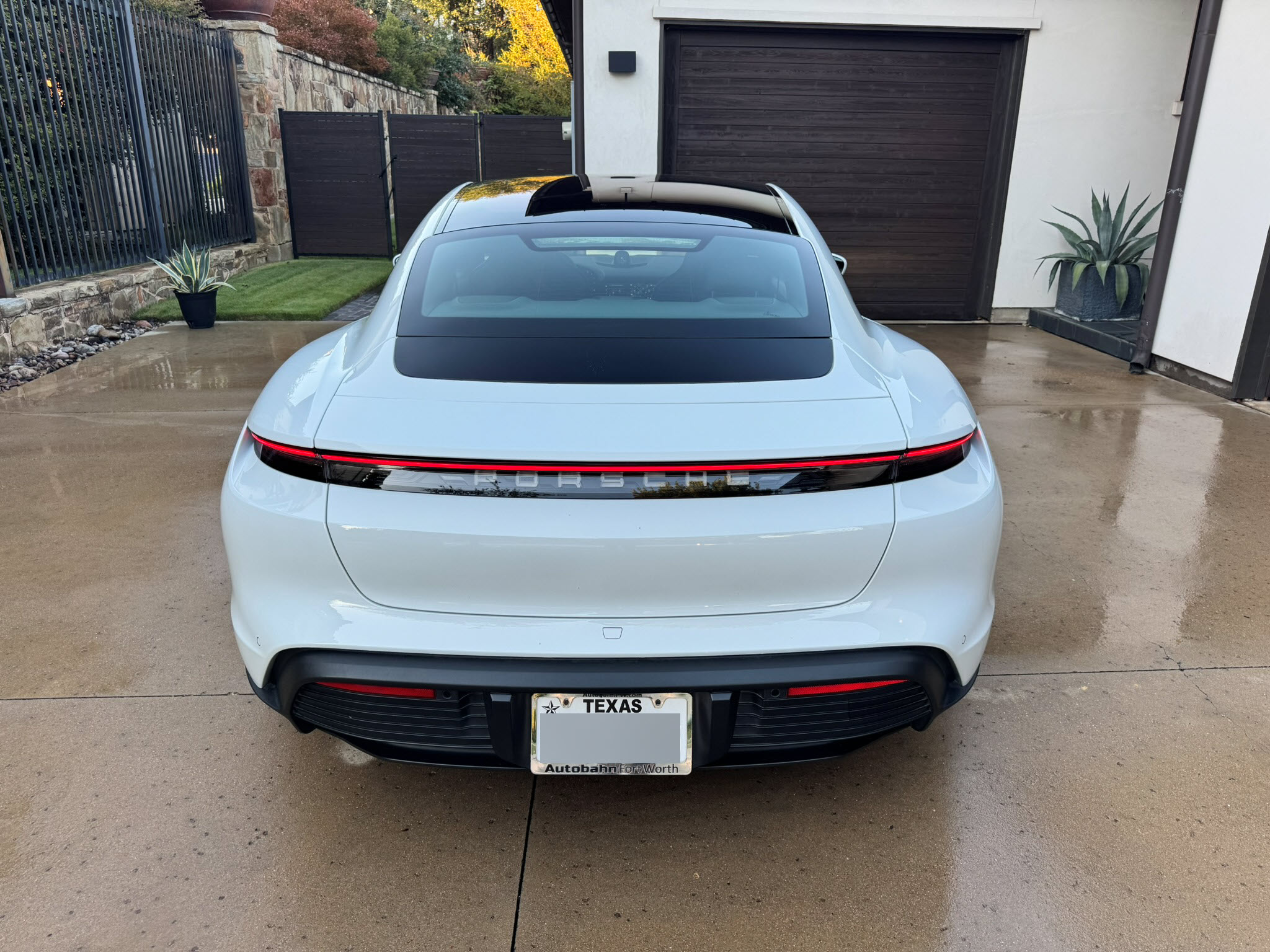 Used 2024 Porsche Taycan 4S AWD/4WD image 12