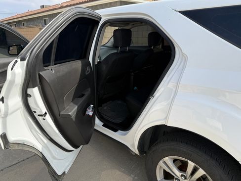 Used 2014 Chevrolet Equinox LS image 9