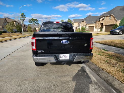Used 2022 Ford F150 Lariat w/ Max Trailer Tow Package image 9