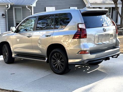 Used 2020 Lexus GX 460 Premium image 1