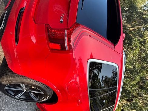 Used 2017 Volvo XC90 T6 R-Design image 5