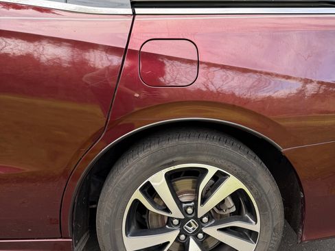 Used 2019 Honda Odyssey Elite image 9