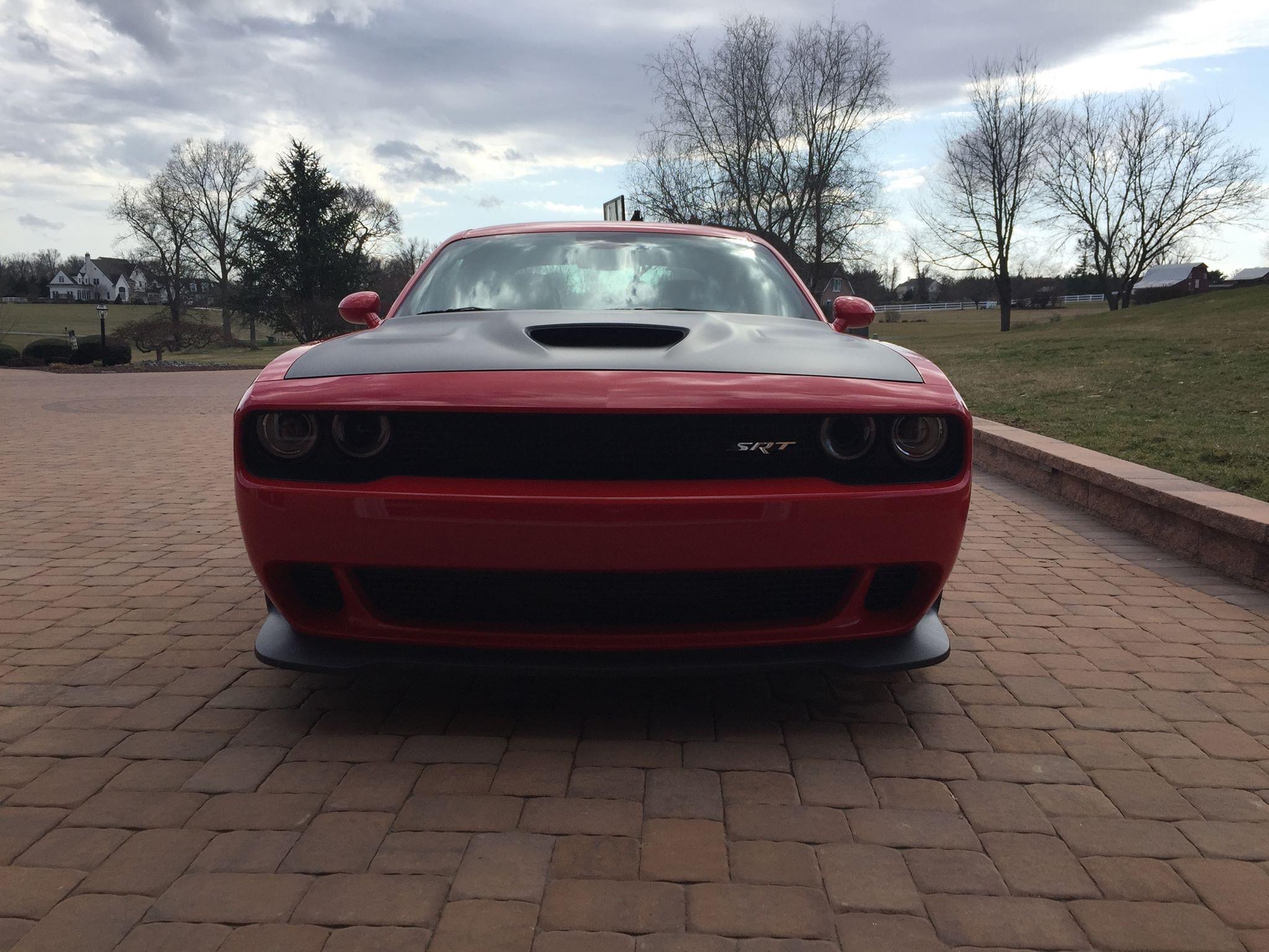 Used 2015 Dodge Challenger SRT Hellcat RWD image 5