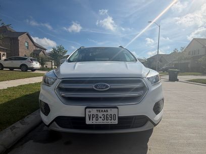 Used 2018 Ford Escape SE