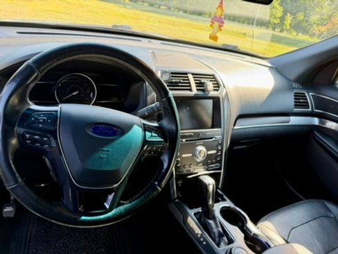 Used 2016 Ford Explorer Limited AWD/4WD image 12