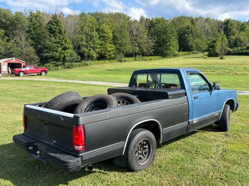 Used 1992 Chevrolet S10 Pickup Long Bed image 3