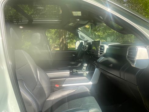 Used 2024 Toyota Sequoia Platinum image 20