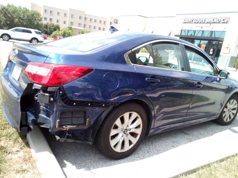 Used 2016 Subaru Legacy 2.5i Premium image 6