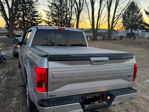 Used 2016 Ford F150 Platinum image 9