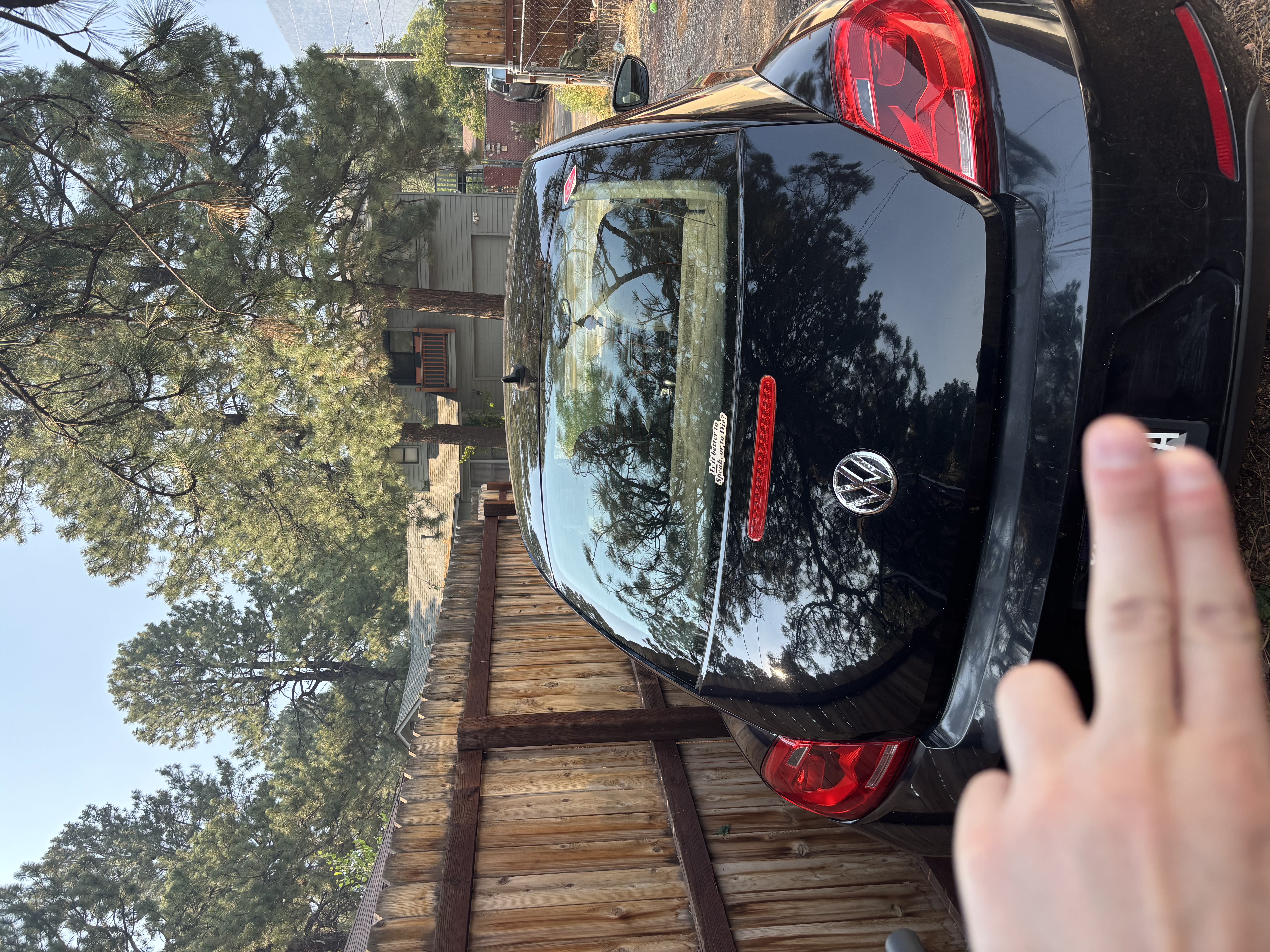 Used 2013 Volkswagen Beetle 2.5 Fender FWD image 8