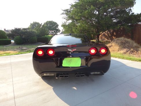 Used 2005 Chevrolet Corvette Coupe w/ Preferred Equipment Group image 12