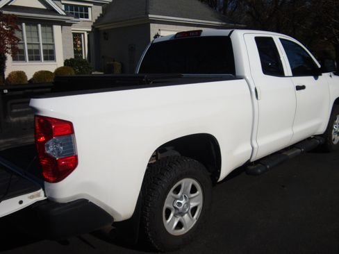 Used 2019 Toyota Tundra SR image 13