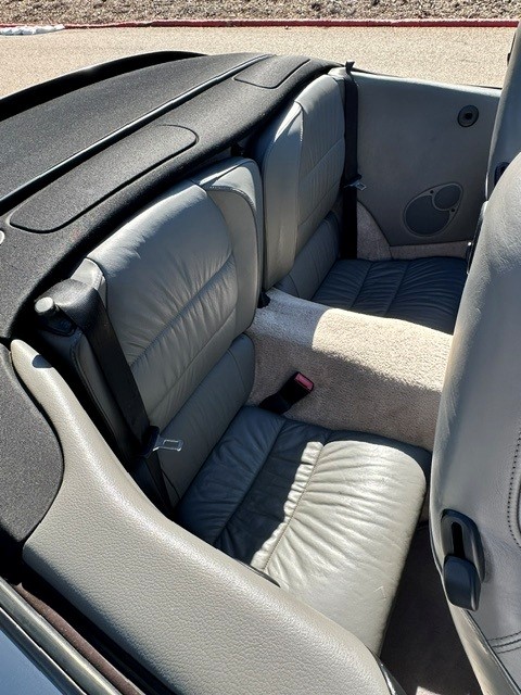 Used 2003 Porsche 911 Carrera 4 AWD/4WD image 6