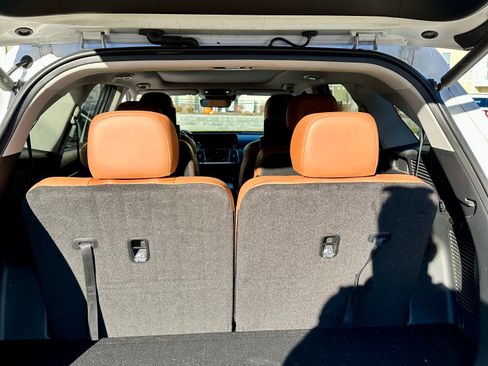 Used 2022 Kia Sorento SX Prestige w/ Rust Color Package image 6