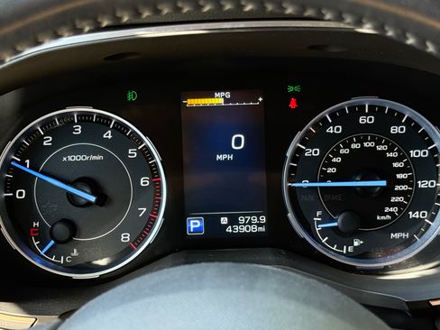 Used 2020 Subaru Ascent Touring AWD/4WD image 10