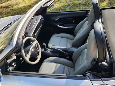 Used 2002 Porsche Boxster S image 5