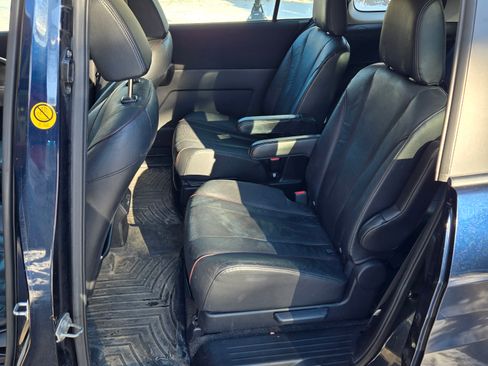 Used 2014 MAZDA MAZDA5 Grand Touring image 11