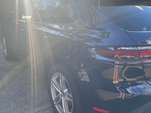 Used 2023 Porsche Macan Sport Edition image 8