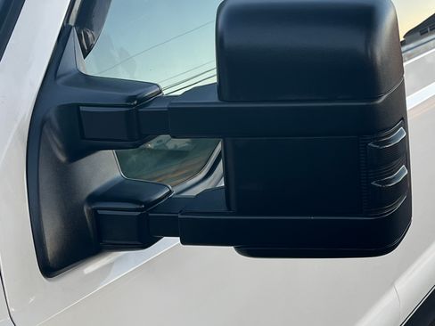 Used 2006 Ford F350 Lariat image 27