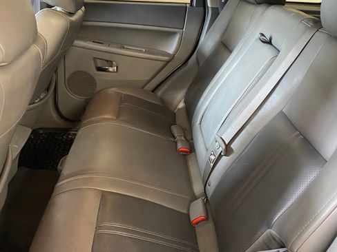 Used 2007 Jeep Grand Cherokee Limited image 12