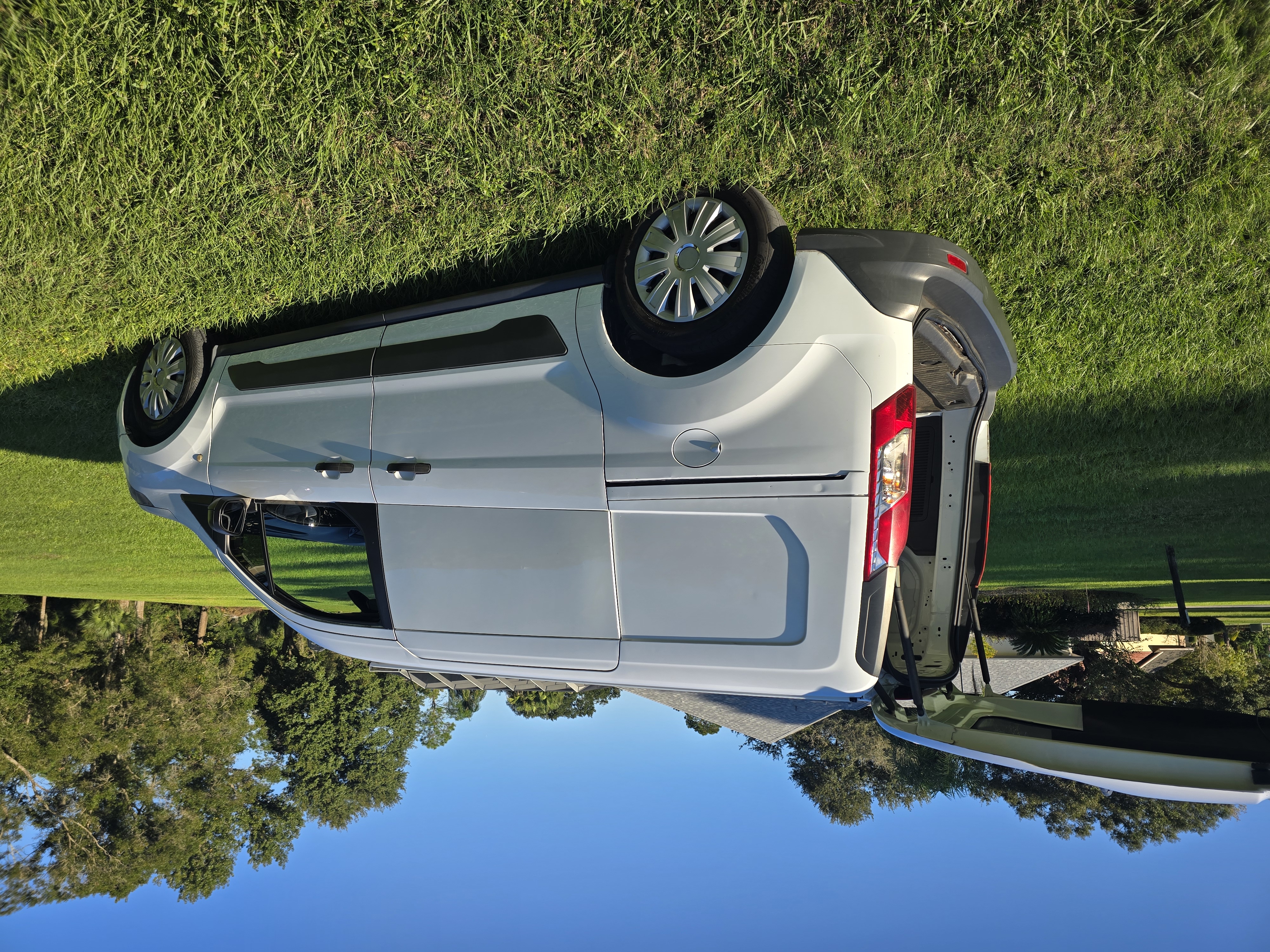Used 2015 Ford Transit Connect XLT FWD image 7