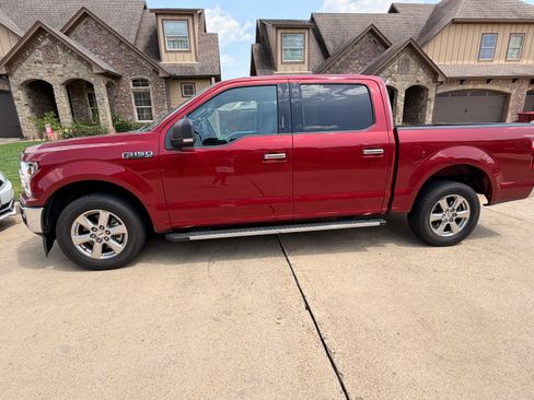 Used 2018 Ford F150 XLT w/ Equipment Group 302A Luxury RWD image 11