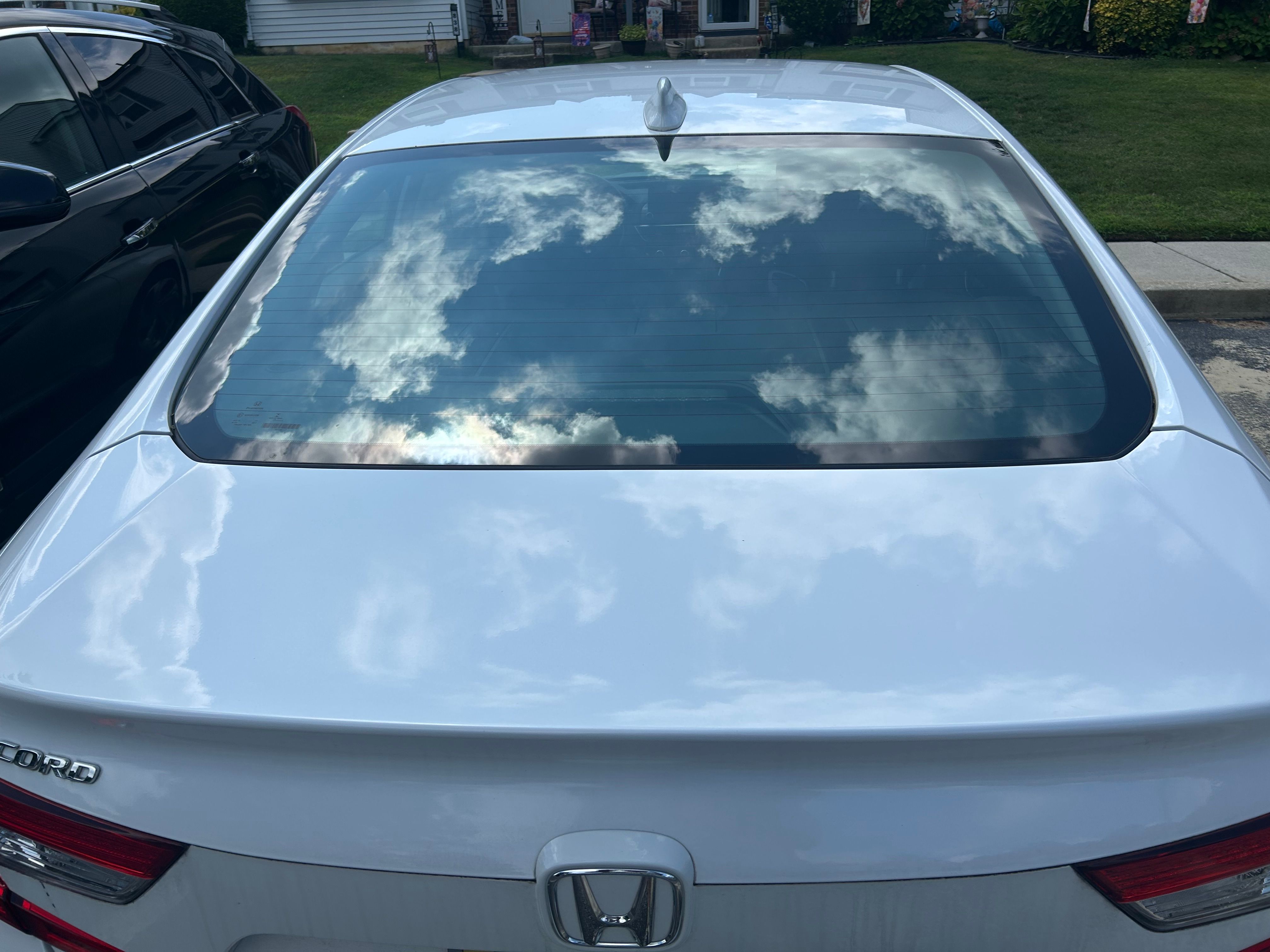 Used 2018 Honda Accord EX-L image 2