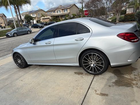 Used 2015 Mercedes-Benz C 300 4MATIC Sedan image 1