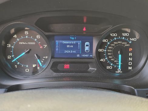 Used 2014 Ford Explorer FWD image 12