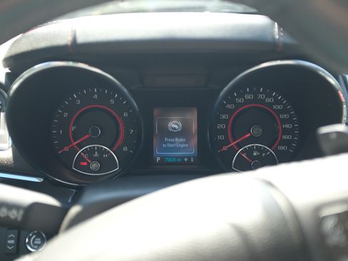 Used 2017 Chevrolet SS RWD image 2